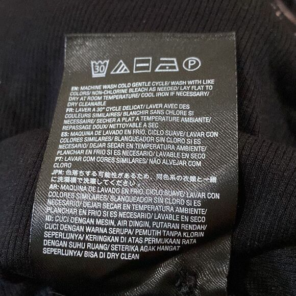 Volcom Sunscaper Long Sleeve Printed Top Sz S (4-6) NWT - Picture 7 of 9